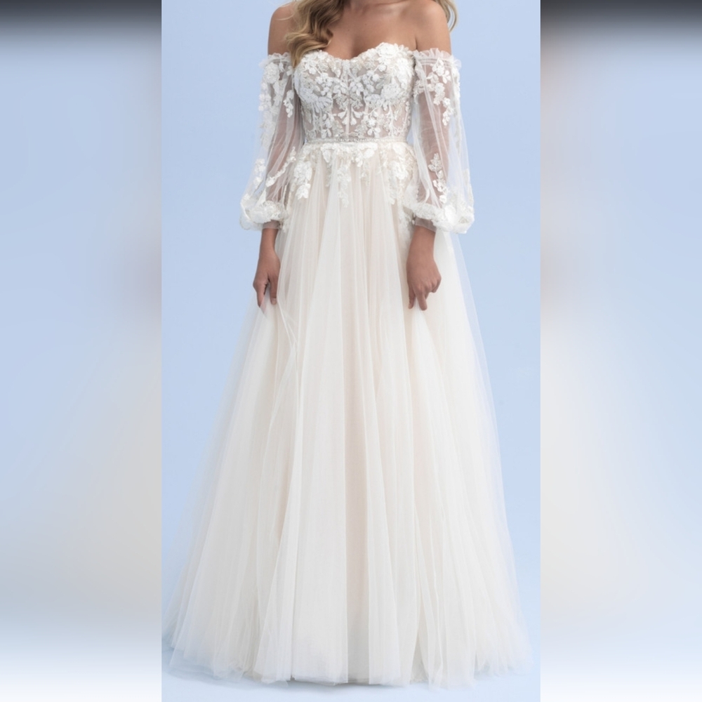 New Kleinfeld wedding dress
